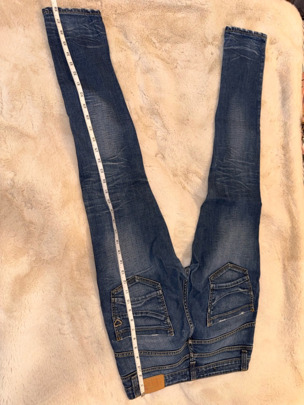 ✨4+ 50% OFF| ✨ PLAESE ITALY Women's Blue Jeans with Heart Pocket Accent size S - Picture 6 of 13
